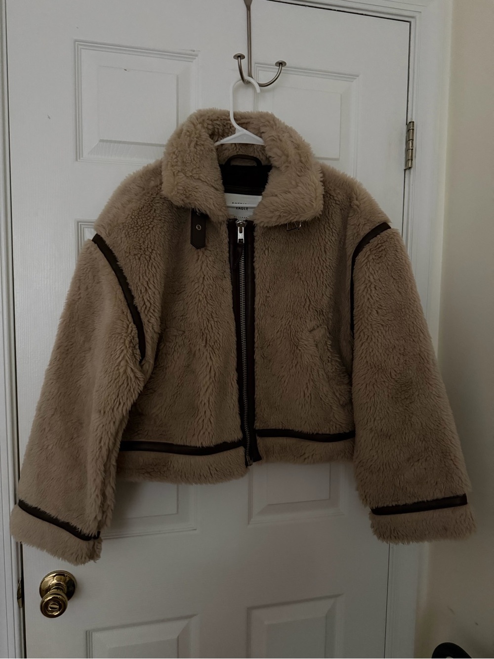American Eagle - Jacket - Faux Fur / Leather - Medium - Slightly Oversized
